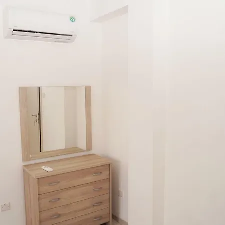 Comfort 203, City Centre Apartmán *
