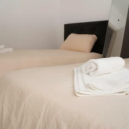 Comfort 203, City Centre Apartmán *