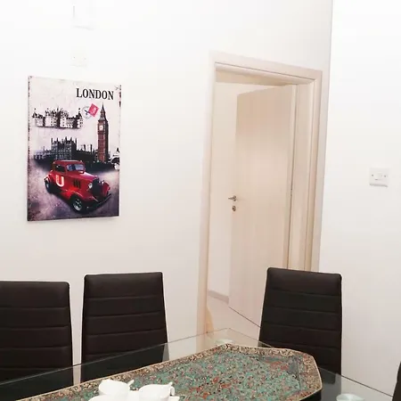 Comfort 203, City Centre Apartment Larnaca
